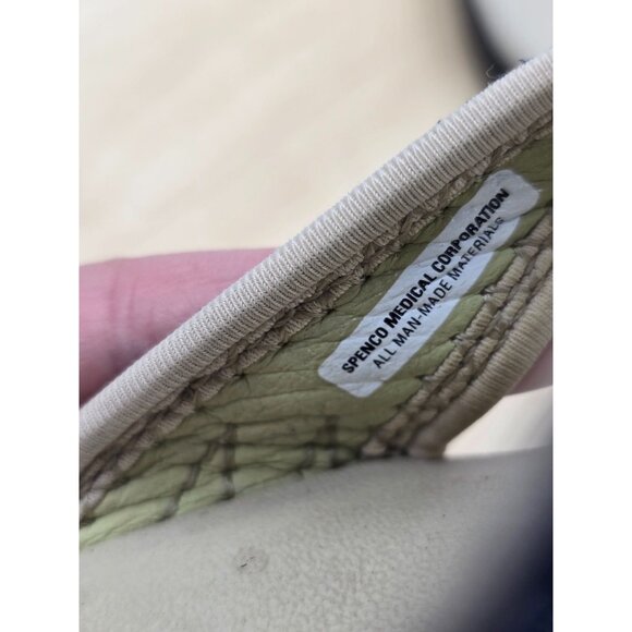 Spenco Orthotic flip flops womens size 7 - Picture 8 of 9